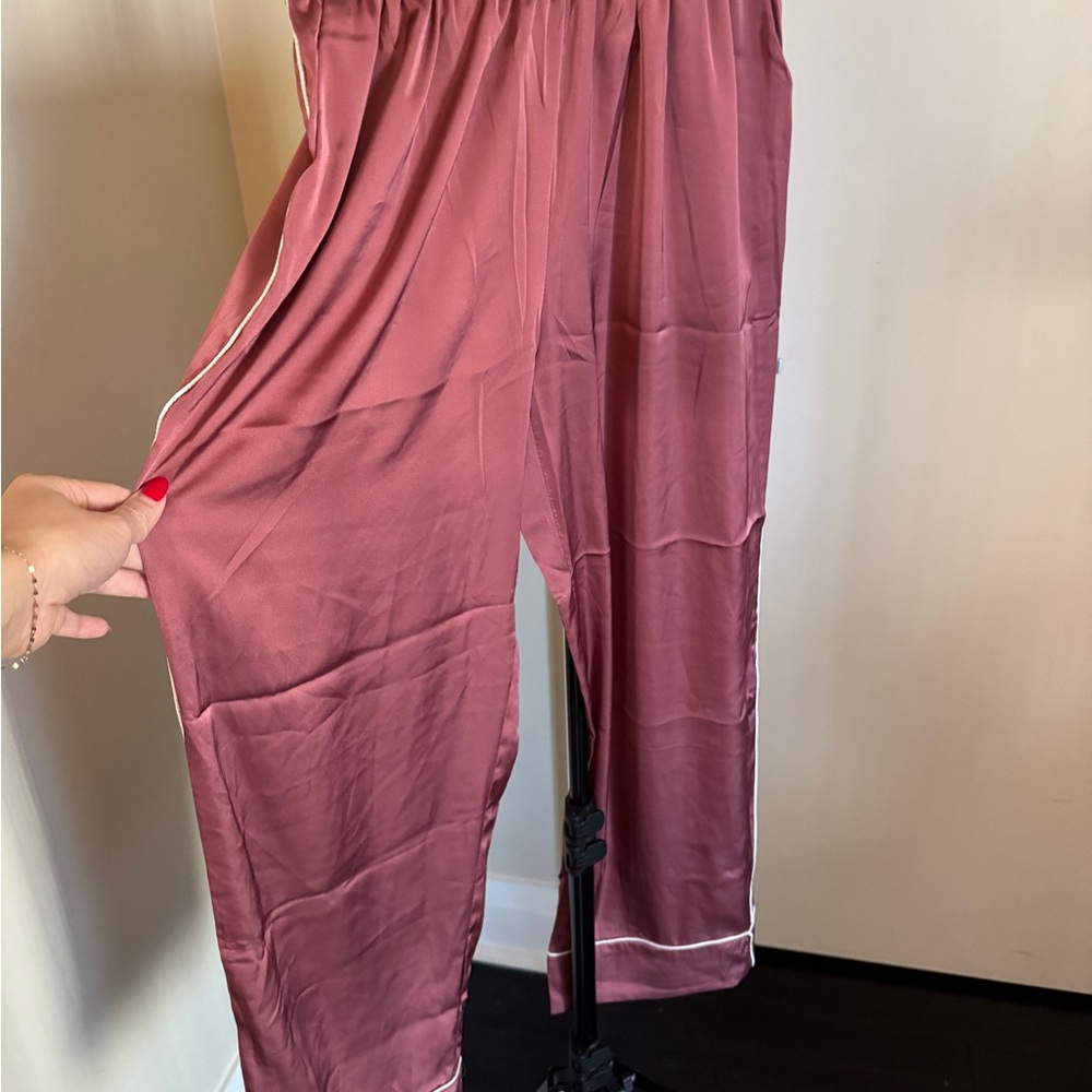 Satin Pjs Set - Picture 4 of 4